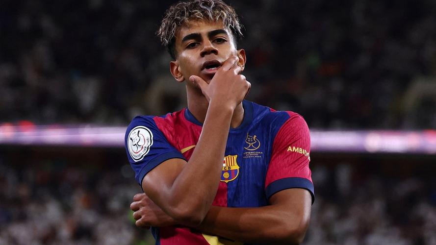 欧冠淘汰赛前瞻：拜仁客战巴黎,