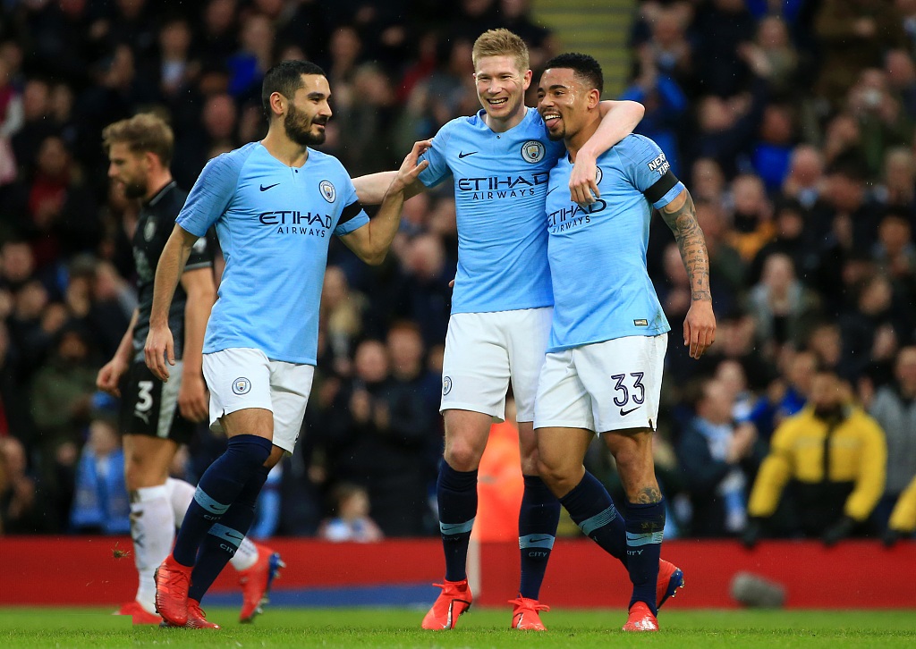 凯尔特人压哨绝杀全场沸腾