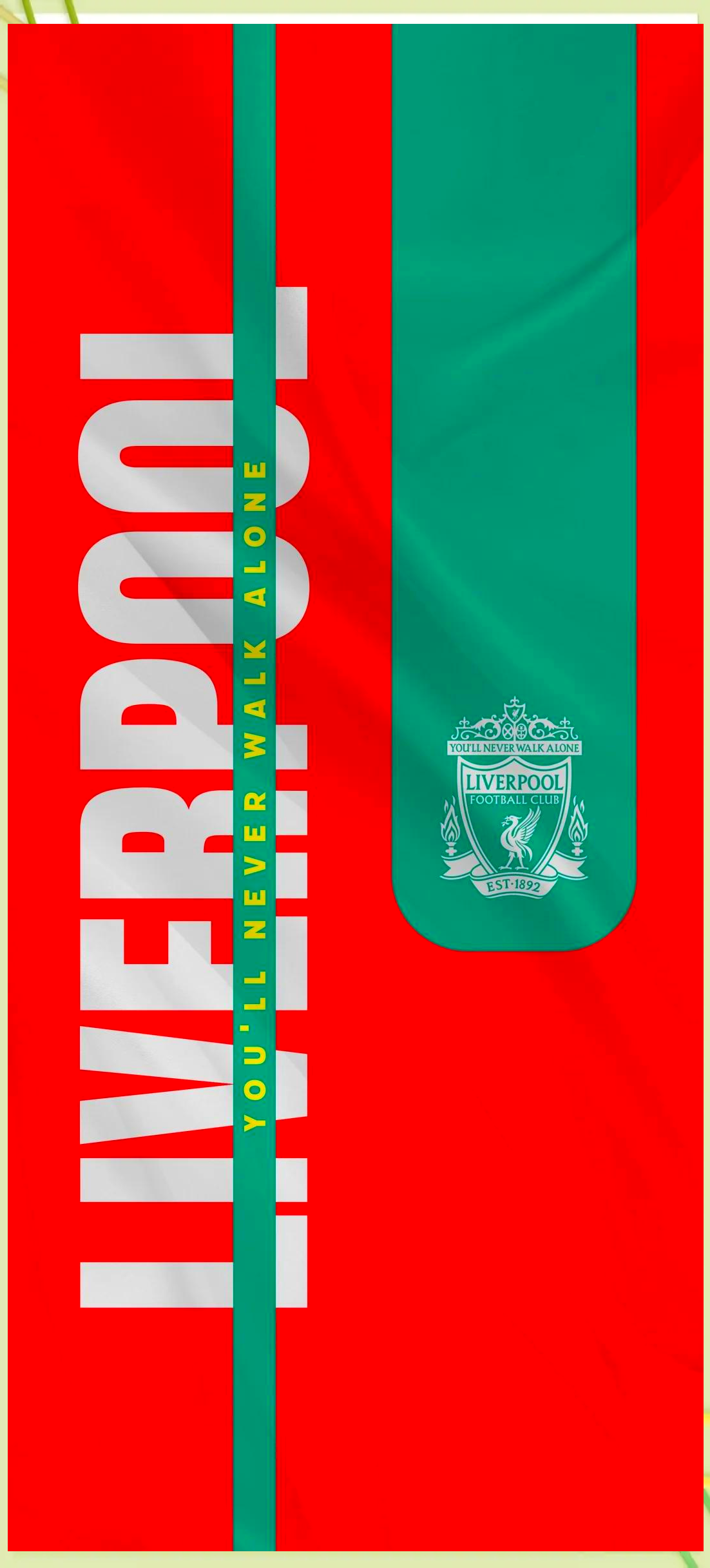 足球巴萨主帅称赞中场新核：不可替代（巴萨主帅力挺中场新核 称其不可或缺）