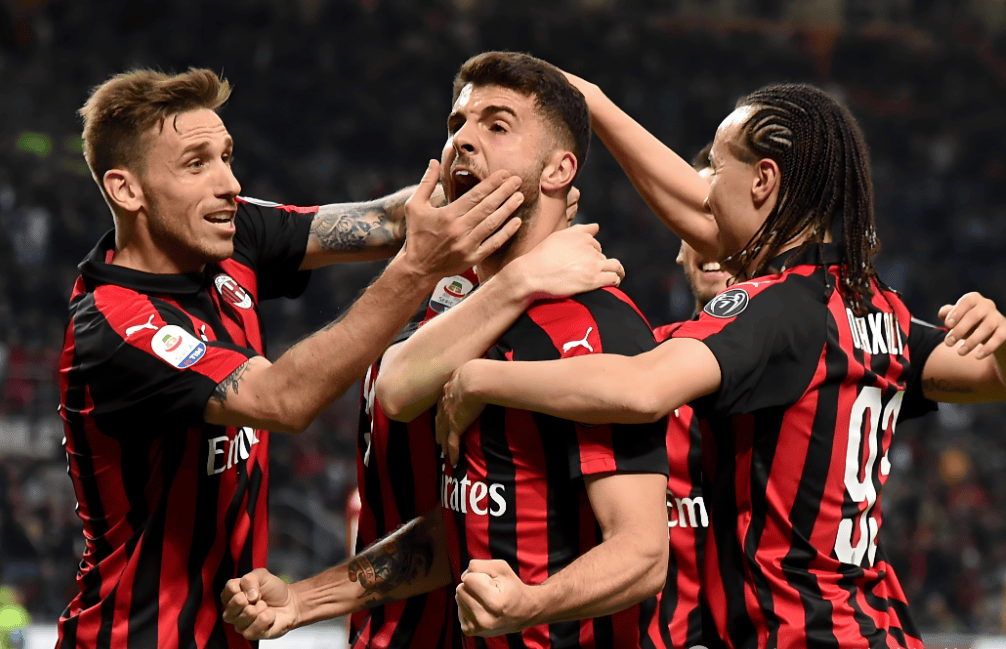 天空：埃弗顿考虑冬窗引进中锋，有意齐尔克泽和伊万-托尼