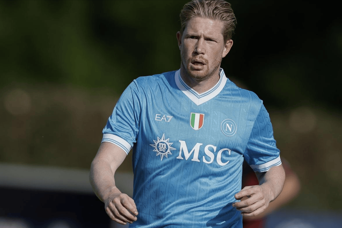 足球曝英超豪门盯上天才中卫，报价或破纪录（英超豪门相中天才中卫，转会报价或创纪录）